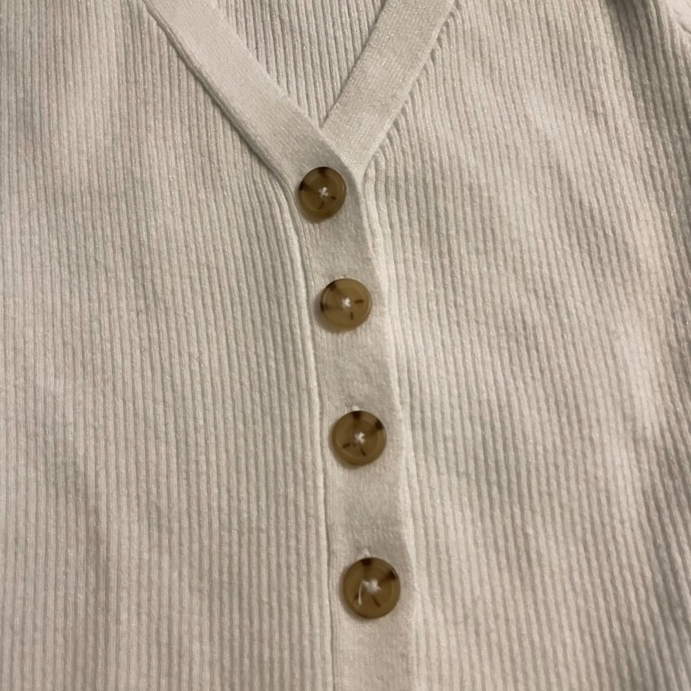 Cropped Rib Sweater - Picture 2 of 4